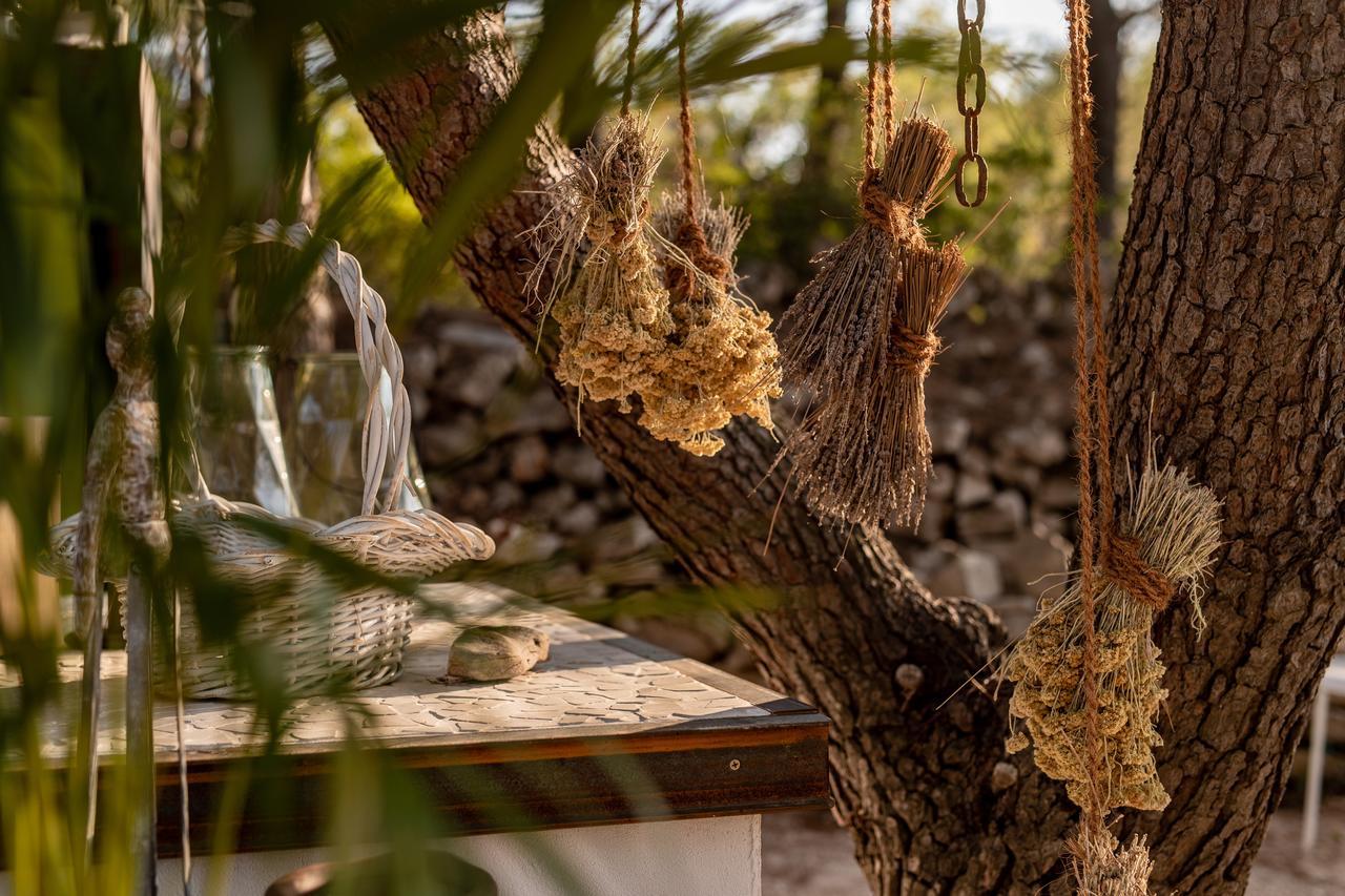Plage Cachee - Glamping Vrboska Ngoại thất bức ảnh