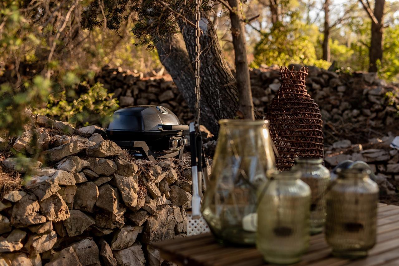 Plage Cachee - Glamping Vrboska Ngoại thất bức ảnh