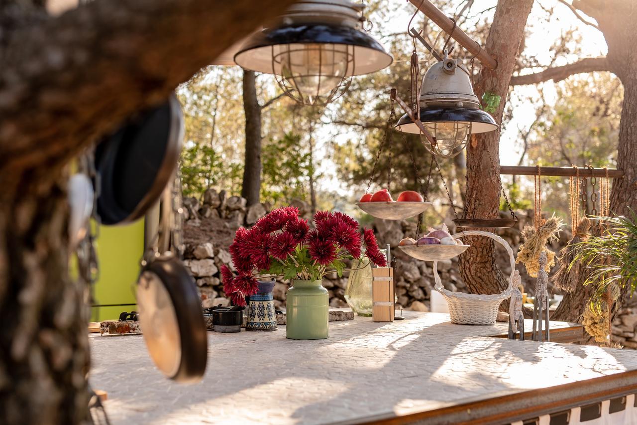 Plage Cachee - Glamping Vrboska Ngoại thất bức ảnh