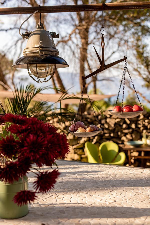 Plage Cachee - Glamping Vrboska Ngoại thất bức ảnh