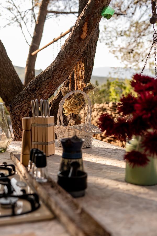 Plage Cachee - Glamping Vrboska Ngoại thất bức ảnh