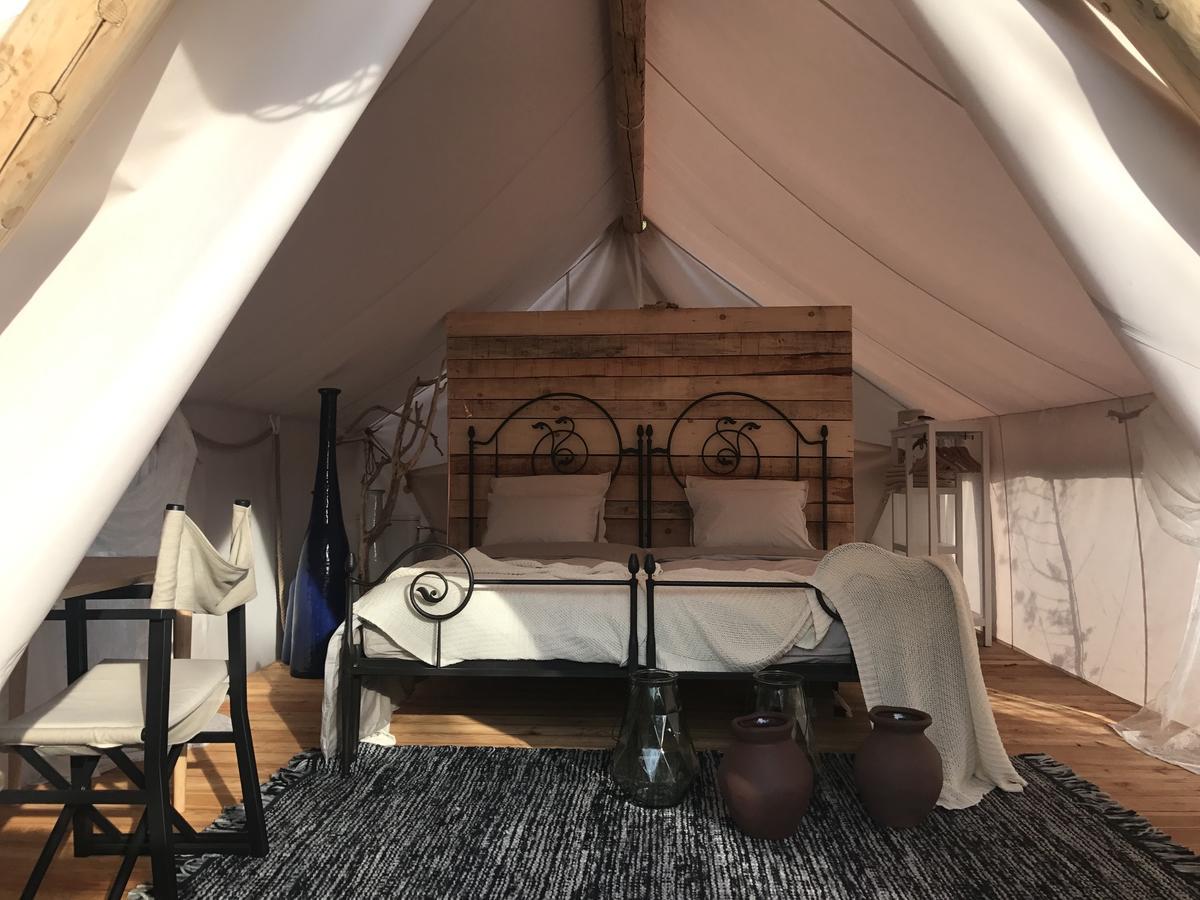 Plage Cachee - Glamping Vrboska Ngoại thất bức ảnh
